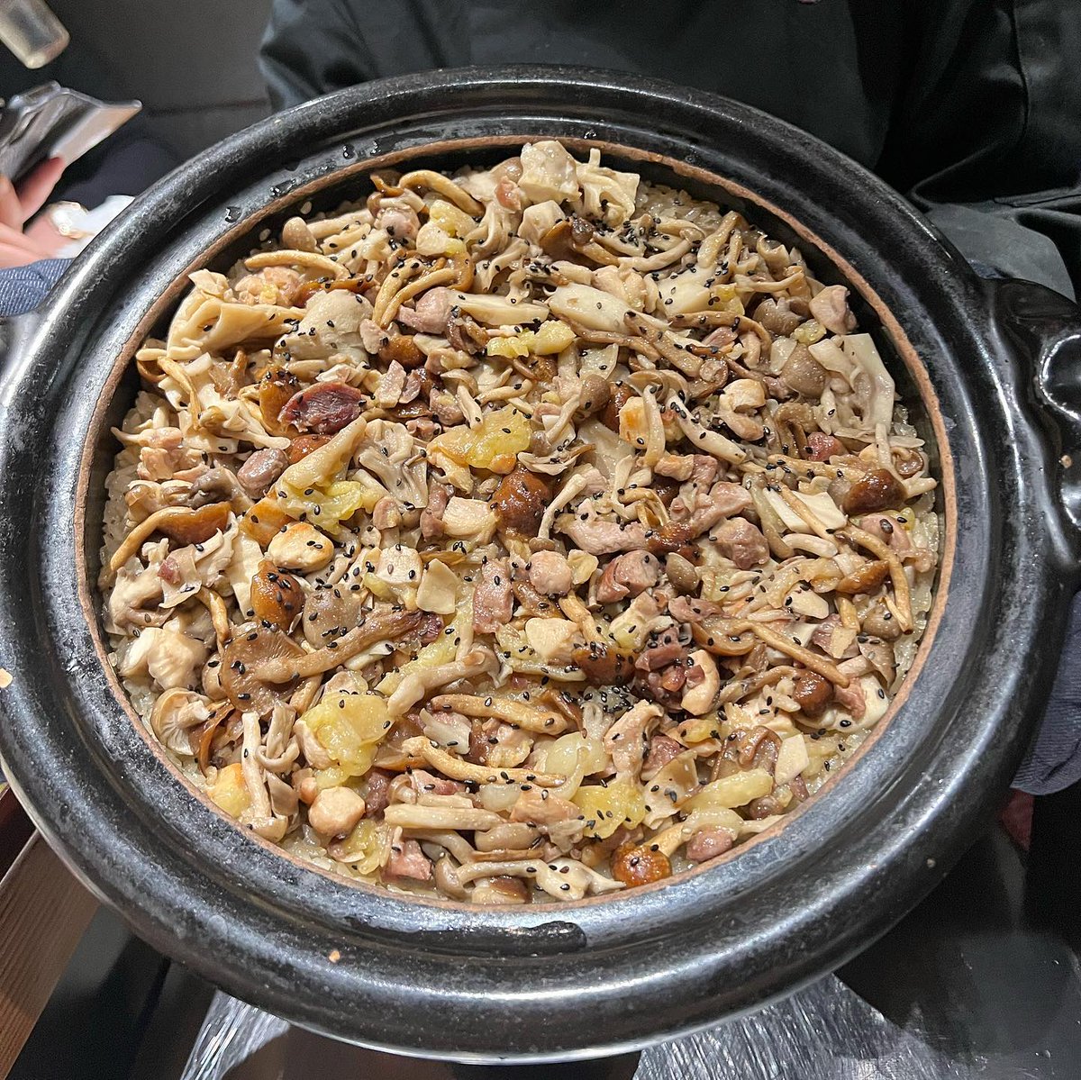 939393jun's tweet photo. 美味しすぎた🥹🫶🏻
焼き鳥大好き🐥

#ジャスミン茶ほんまにジャスミンのお花入ってた💐 https://t.co/8lmRMBMFB8