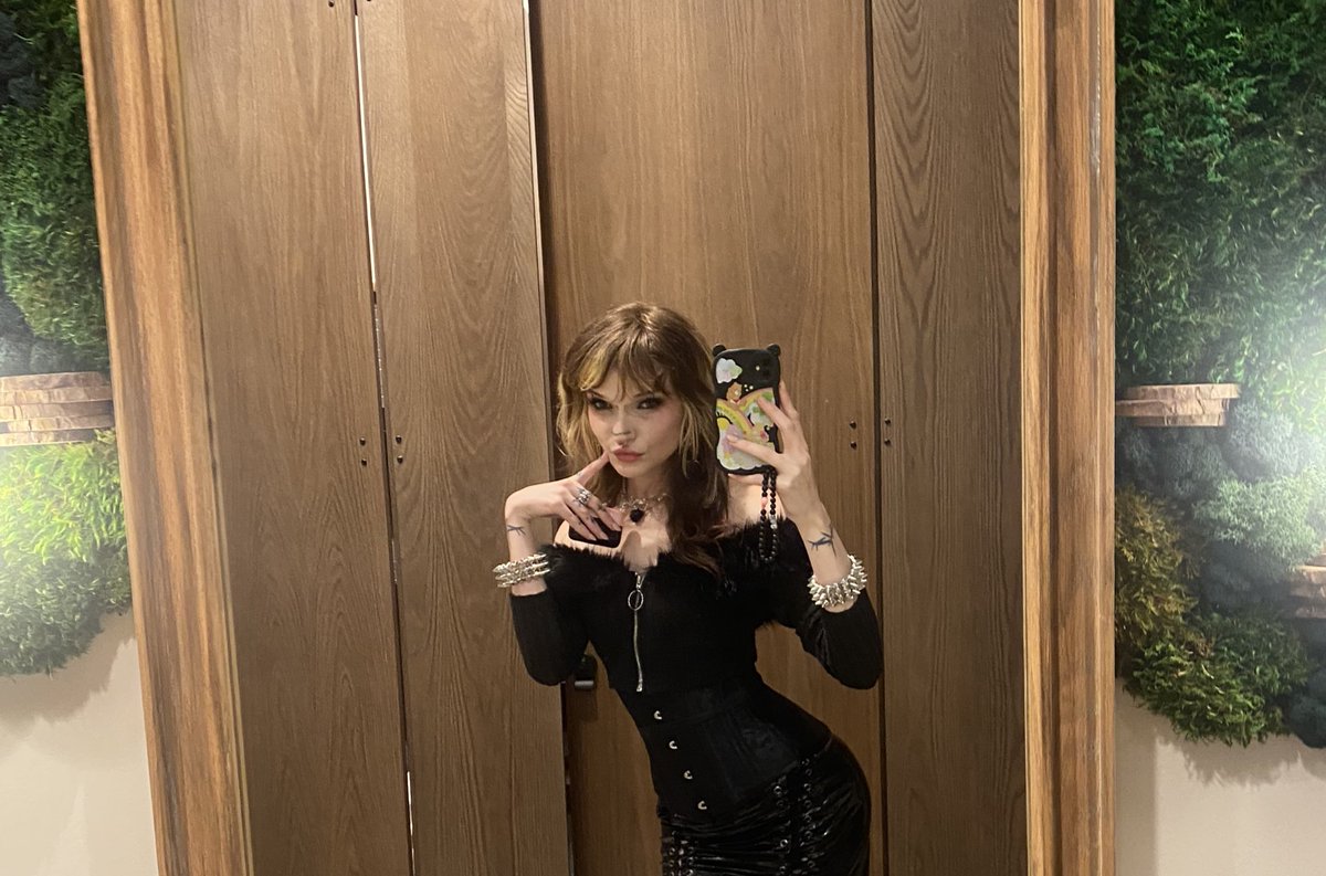 ebullybrat's tweet photo. pretty master 😋 https://t.co/edQJmIjucb