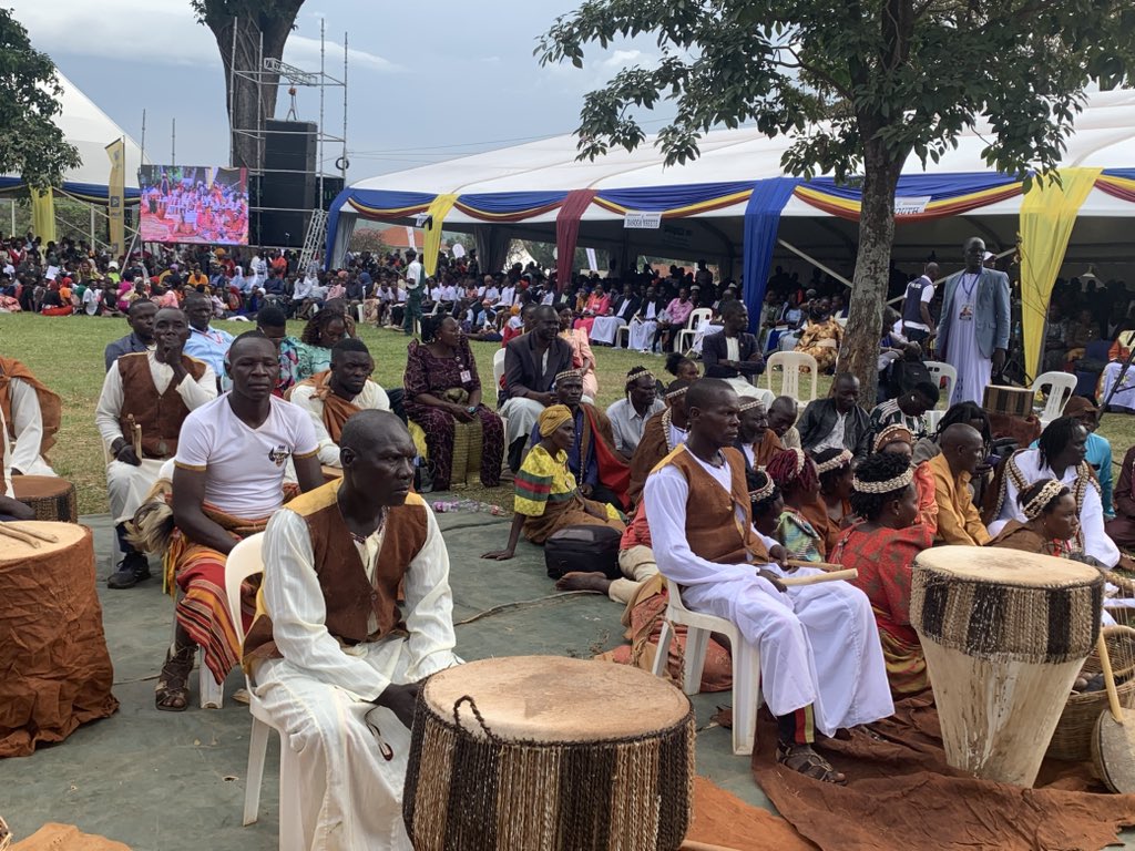 KyabazingaINI23's tweet photo. Busoga cultural norms and tradition have been embraced to its fullest  today at the 11th coronation anniversary of Kyabazinga gha Busoga .@KingNadiopeIV  #coronationanniversary #11YearsStrong #AbasaadhaNempango. https://t.co/Xg92RCeSbu