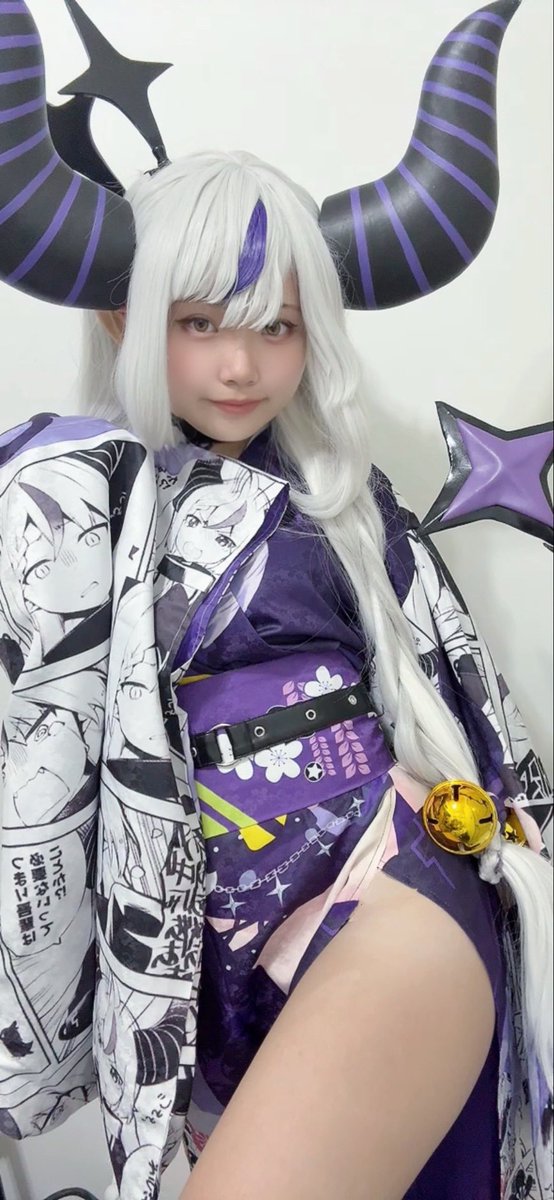 hanahimeO_O's tweet photo. ラプ様大好き

#laplus_great
 #コスプレ #ホロライブ #ラプラス・ダークネス #hololive #cosplay https://t.co/vDapvBA5zW