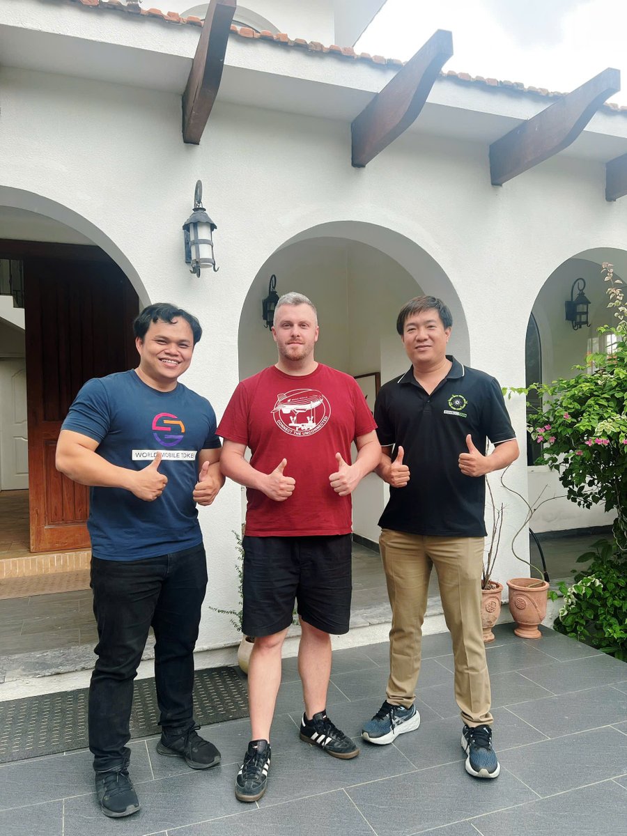 Bamboo Labs (@bamboolabsxyz) on Twitter photo Welcome Mr.<a href="/cs_reason/">reason</a> to Bamboo Team !!
⚡️We enjoyed a warm Saturday sharing insights about Cardano & World Mobile Token.
😍Wishing you unforgettable memories in Việt Nam 🇻🇳✨
<a href="/DucChauB/">Đức Châu - BBO | Tre Viet Bamboo Pool - ENOWMT 140</a> <a href="/HungWorldMoblie/">Bùi Văn Hưng - Ambassador World Mobile 🇻🇳 ❤️🎈</a>
#BambooTeam Welcome Mr.<a href="/cs_reason/">reason</a> to Bamboo Team !!
⚡️We enjoyed a warm Saturday sharing insights about Cardano & World Mobile Token.
😍Wishing you unforgettable memories in Việt Nam 🇻🇳✨
<a href="/DucChauB/">Đức Châu - BBO | Tre Viet Bamboo Pool - ENOWMT 140</a> <a href="/HungWorldMoblie/">Bùi Văn Hưng - Ambassador World Mobile 🇻🇳 ❤️🎈</a>
#BambooTeam