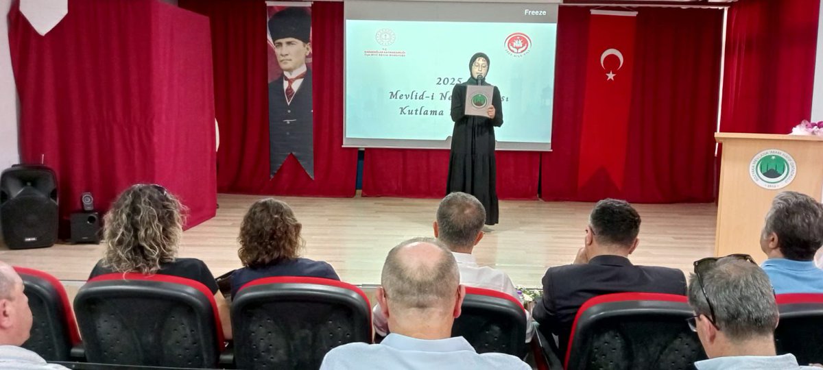 Karabağlar İlçe Milli Eğitim Müdürlüğü Mevlidi Nebi Programı Bozyaka Mevlânâ İmam Hatip Ortaokulumuzda gerçekleştirildi emeği geçen tüm öğretmen ve öğrencilerimizi tebrik ederiz .<a href="/meb_dinogretimi/">MEB Din Öğretimi Genel Müdürlüğü</a> <a href="/ihsanerkul1/">İhsan Erkul</a> <a href="/yahsiomer/">Dr. Ömer YAHŞİ</a> <a href="/Firdevsatalkay2/">Firdevs Çatalkaya</a> <a href="/izmir_ilmem/">İzmir İl Milli Eğitim Müdürlüğü</a>