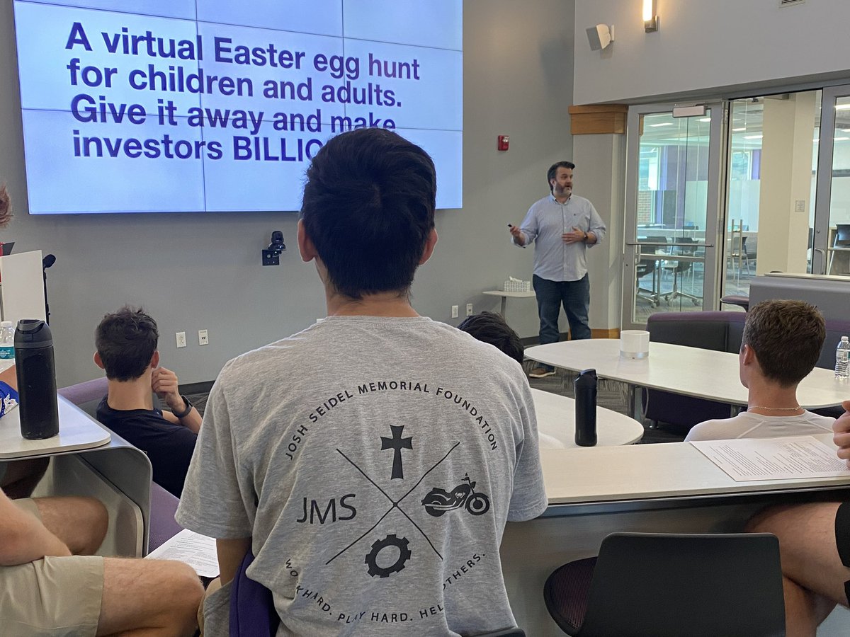 Huge thanks to Jeff Lauman ‘93 and team from @enterprise for training students from @cbchighschool <a href="/NerinxHall/">Nerinx Hall</a> <a href="/StJoeAngels/">St. Joseph's Academy</a> <a href="/iwaredknights/">Incarnate Word Academy</a> in effective ideation in a sprint! Students will now mentor teams from middle schools in the CBC STEMathon, sponsored by  <a href="/livelikejosh_/">Josh Seidel Mem Fndn</a> !