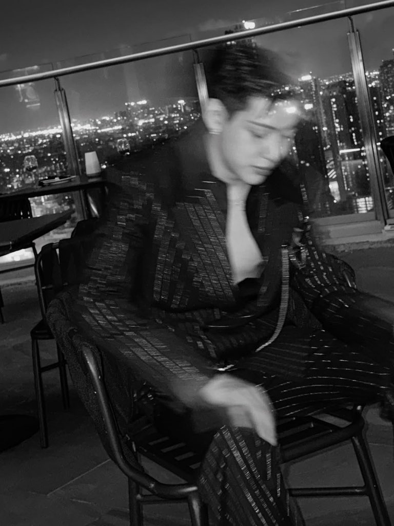 KnackyWang's tweet photo. 10m วันนี้แหละ  #DancingByMyself_OUTNOW https://t.co/DfGWmtdT2V