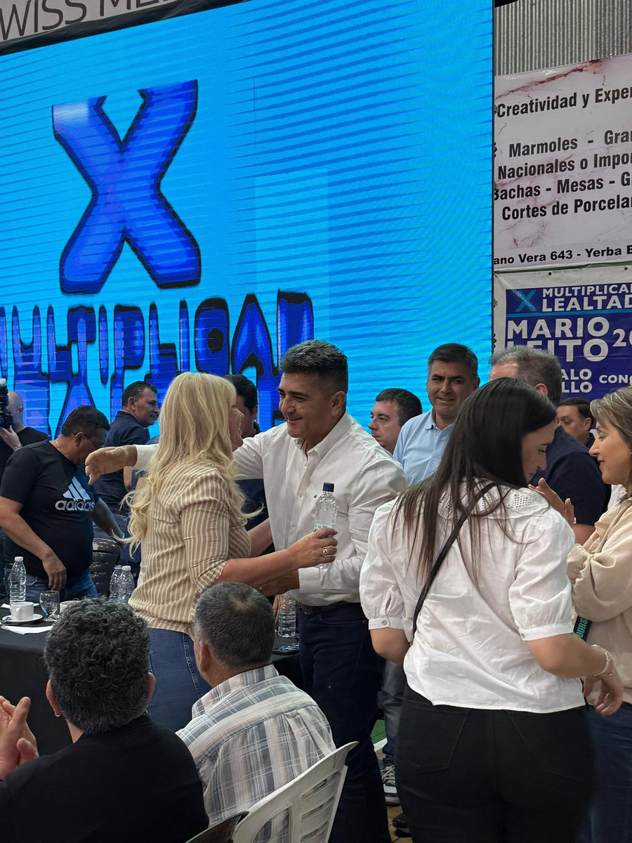 Quiero felicitar al legislador <a href="/marioaleito/">Mario Leito</a> concejal <a href="/GonzaCarrilloL/">Gonzalo Carrillo</a> por la gran jornada de capacitación que llevaron junto a nuestros candidatos y la militancia. Encontrarnos, comprometernos e involucramos es el desafío que tenemos todos para seguir poniendo a Tucumán primero.