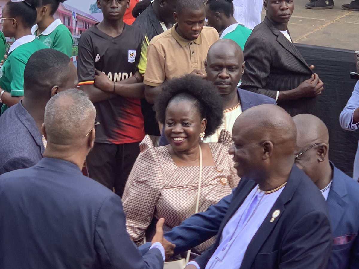KyabazingaINI23's tweet photo. Kyabazinga initiatives Executive Director and also Kyabazinga affairs minister,@YudayaB7719 we appreciate all your services today.Obusoga Okwisanya Namanhi. @KingNadiopeIV @JosephMuvawala #coronationanniversary  #11YearsStrong #AbasaadhaNempango. https://t.co/sKBt6JrcXK