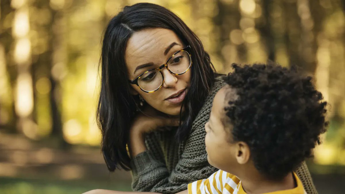 a1biz's tweet image. Do 4 things if you want your kid to listen to you, says parent and psychiatrist cnb.cx/46zXlpa  #1onHappiness #inLife