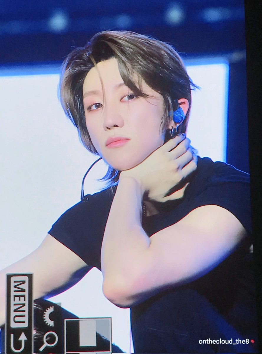 on the cloud8 tweet media