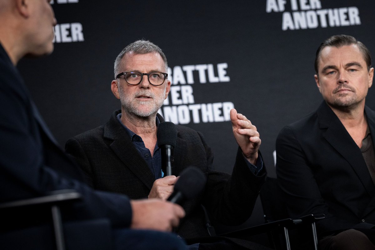 ErikDavis's tweet image. Had the best time hosting the press conference for Paul Thomas Anderson’s #OneBattleAfterAnother. Spent an hour with PTA and the cast, riffing on the film, the performances, the action, the music and more. Great group, great film. Only in movie theaters September 26!