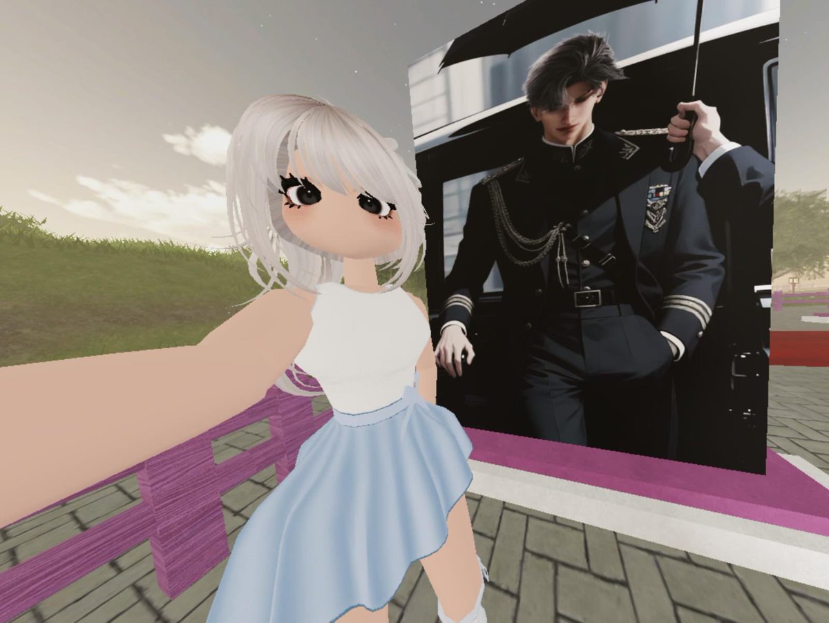 AzuletheBlue's tweet photo. Selfie tima bareng om burhan

#sylus #LADS #roblox https://t.co/Ybz0ZclXAD