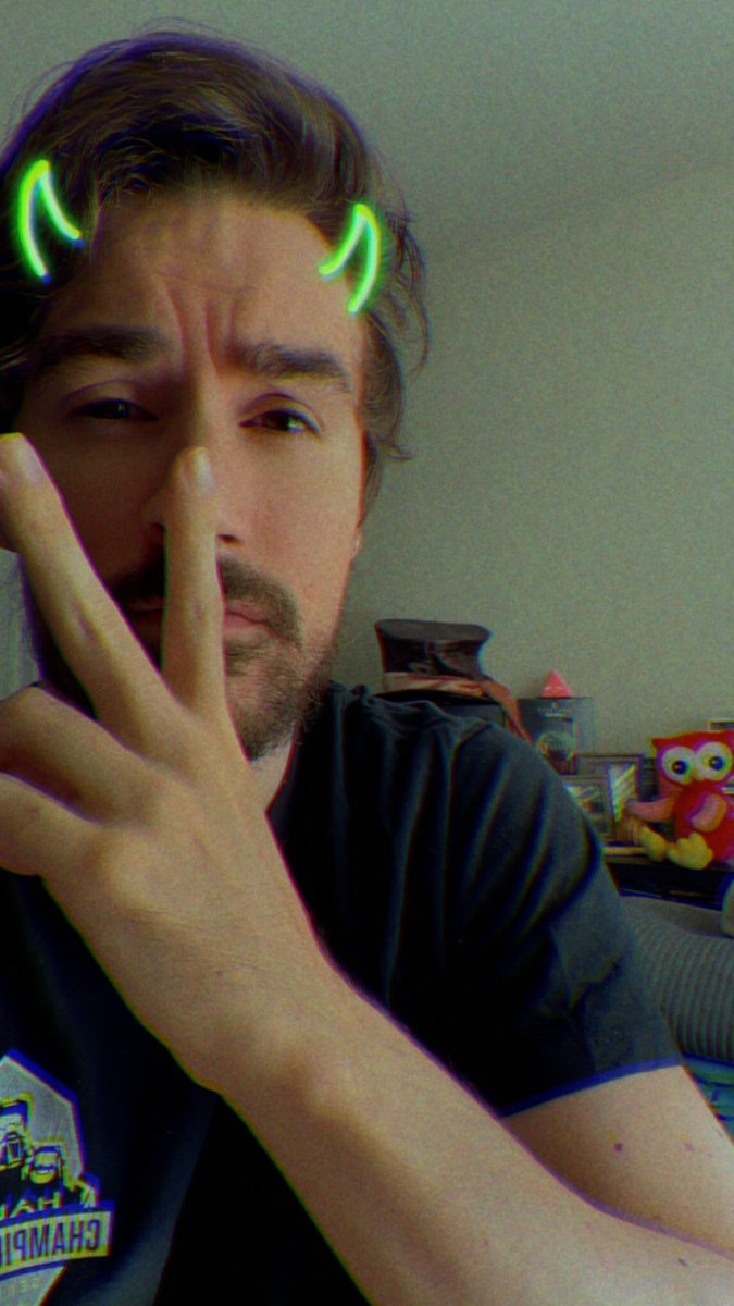 Bright and early baby. Jumping in the booth shortly for the <a href="/LuminonGaming/">Luminon Gaming</a> Guns n Roses 4v4 Draft Tournament today

Decent purse for grabs today looking forward to yelling at yall for bringing your A game 

Joined by <a href="/jay9erz/">Jay9erz</a> <a href="/LaSinity/">Sini 𖤐</a> <a href="/invinciblix/">Vince</a> 🫰🏻🎩