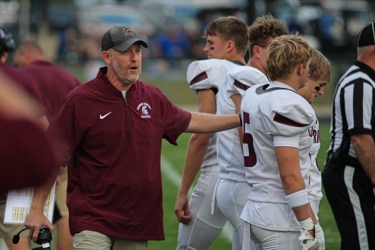 Photos uploaded from Grundy Center vs. Dike-New Hartford football! jakearyder.smugmug.com/Grundy-Center-…

#iahsfb