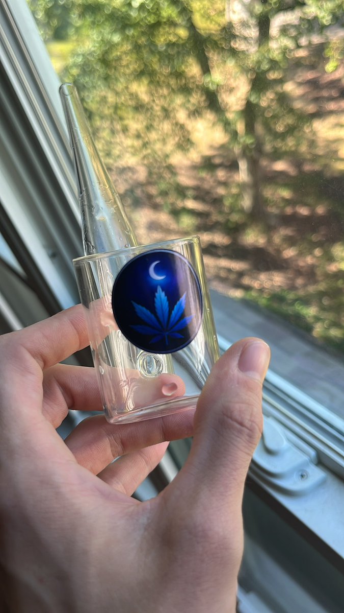 POV: you bought the best stickers from the best sticker Plug ever , you are now able to wash your glass with rubbing alcohol/ soap / water and your stickers will be looking amazing after no issues at all 👀😩 <a href="/the_sen_co/">SEN 🪐</a> hit this amazing sticker plug up