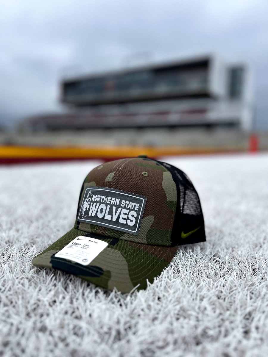 WolvesTMStore's tweet image. We’re no chef but boyardees hats fresh 🔥
Get yours while supplies last!
🔗bit.ly/nsuteamstore
#GoWolves🐺 | #maroonNgold🐾