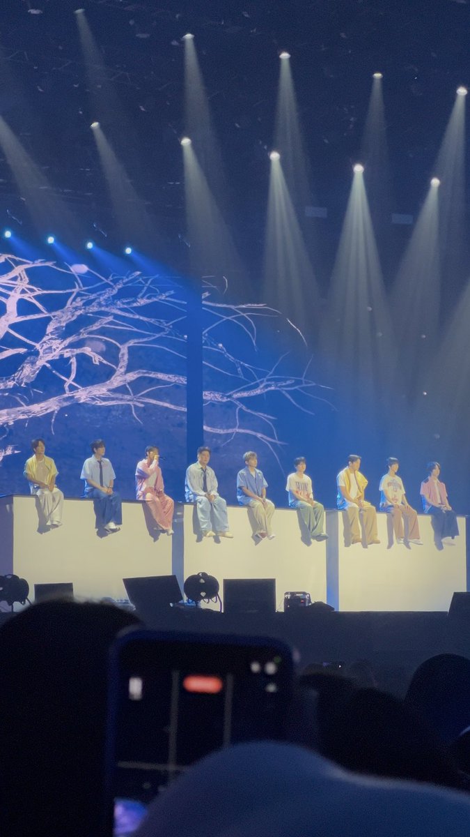 _gyuhyuk's tweet photo. WAAAA THANK YOU SO MUCH FOR TODAY @SJofficial 💙
Kalo kita diberi umur panjang ketemu lagi, ya Ju 🥹 https://t.co/ROguZucGMj