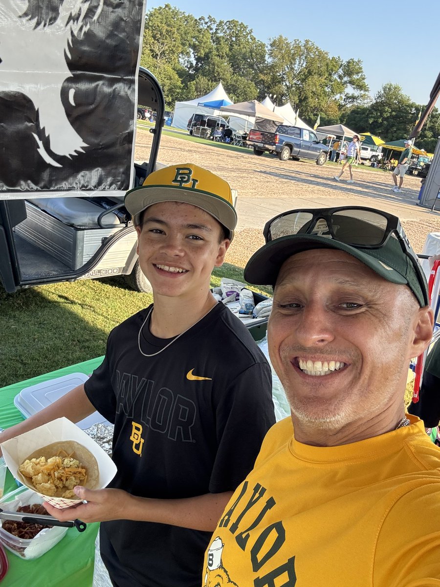 KingBU23's tweet photo. Sic ‘em Bears 
#sicem
#baylorbears https://t.co/CcpS6zsf9y