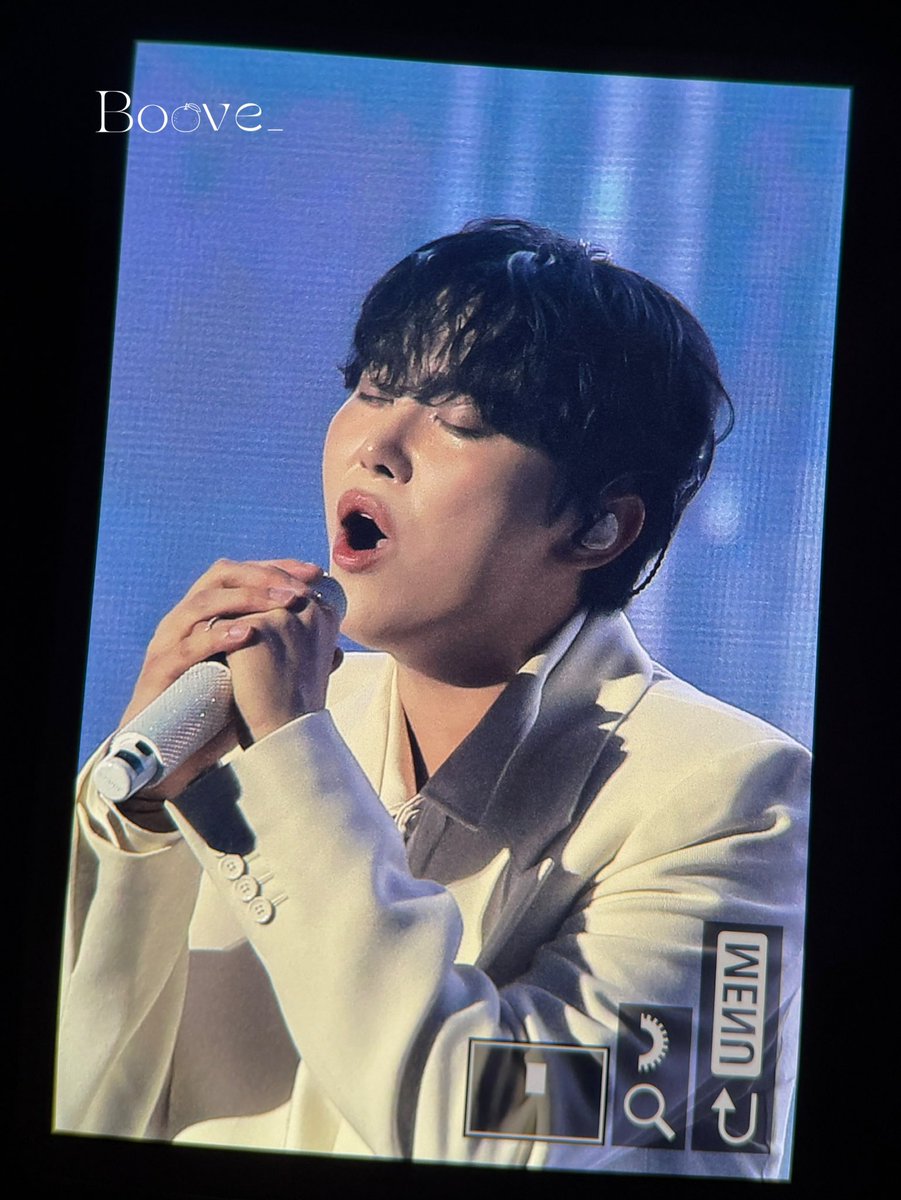 20250913인천

왕자님 👑

#seventeen #세븐틴 #seungkwan #SVT #booseungkwan #승관 #부승관 #뿌
#夫胜寛 #胜寛 #夫勝寛 #SEUNGKWAN  #スングァン #セブチ