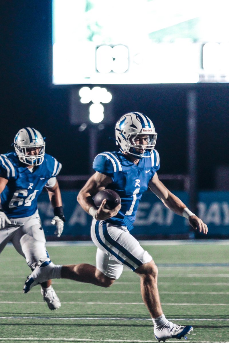 2026 QB Jeff Regan (Rogers) threw for 252 yards on 12/19 passing and ran for additional 111 yards. Regan accounted for 6 TDs in their big win over Sheridan.