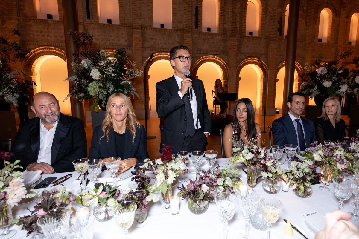 Hier soir, à l’occasion de la 51e édition du @DeuvilleUS, CANAL+ et CHANEL ont réuni figures majeures et talents émergents du septième art, lors d’un dîner placé sous le signe de la création.
#Deauville2025