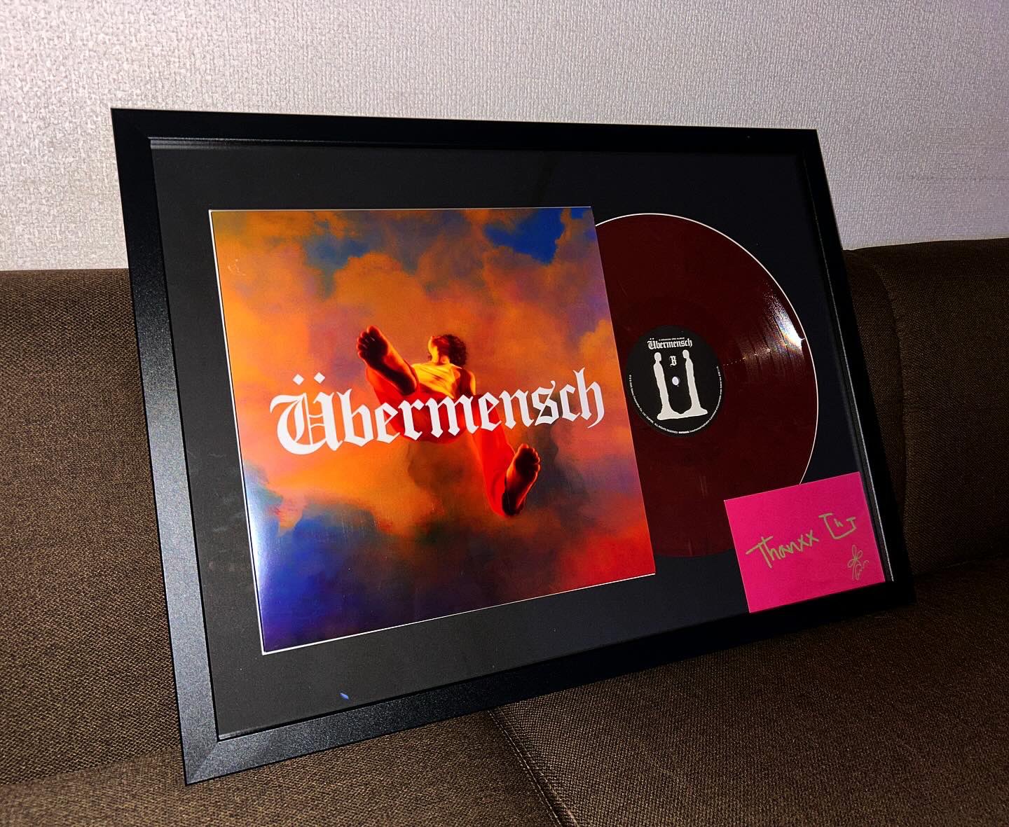 新品 限定盤 G-DRAGON / ÜBERMENSCH レコード LP Ubermensch (Rainbow Eco Mix Vinyl)(カラーヴァイナル仕様