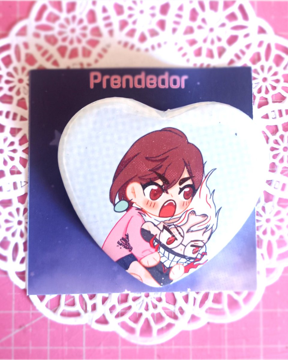 💖Dandadan chibi pin! Momo &amp; Okarun running, full of energy and cuteness ✨
Get it in my Ko-fi shop ♥
ko-fi.com/gorrionblue/sh…
#dandadan #chibiart