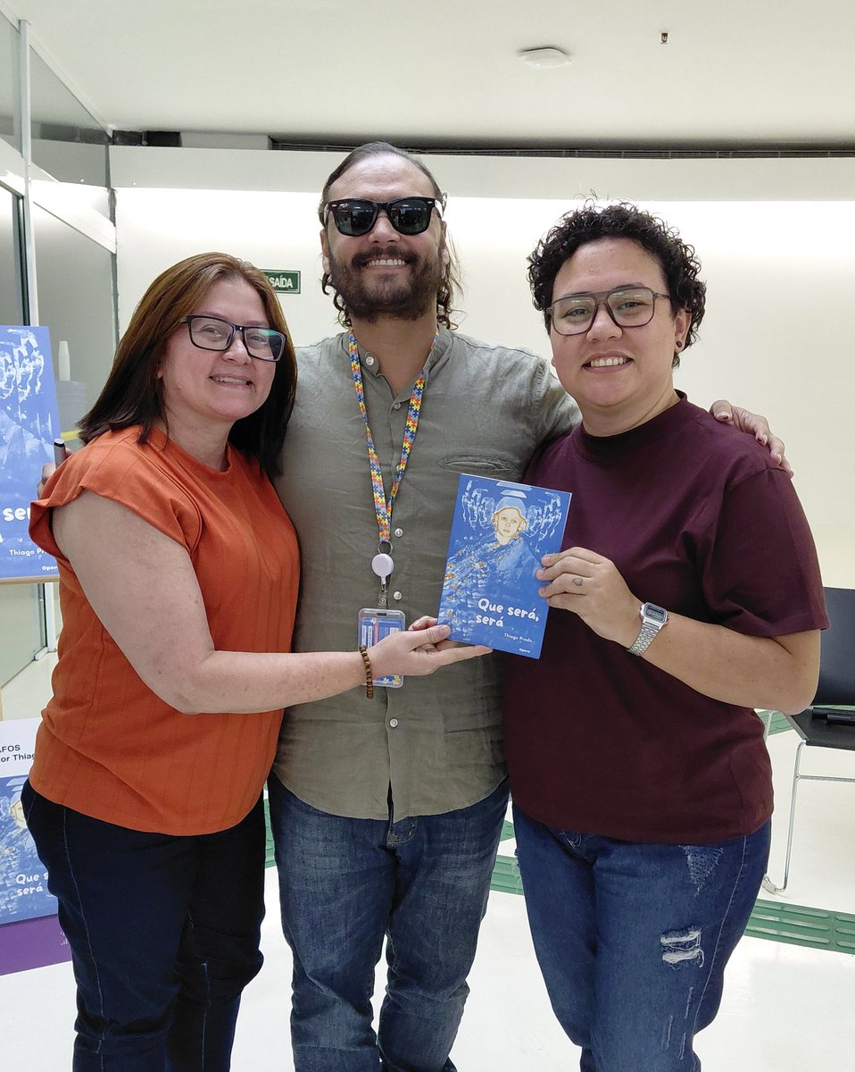 Ontem estivemos no lançamento do livro Que Será,  Será... do nosso querido amigo <a href="/iamthiagoprado/">Thiago Prado</a> . O evento aconteceu no Museu da Inclusão, no @memorialdaamericalatina 😍🧡