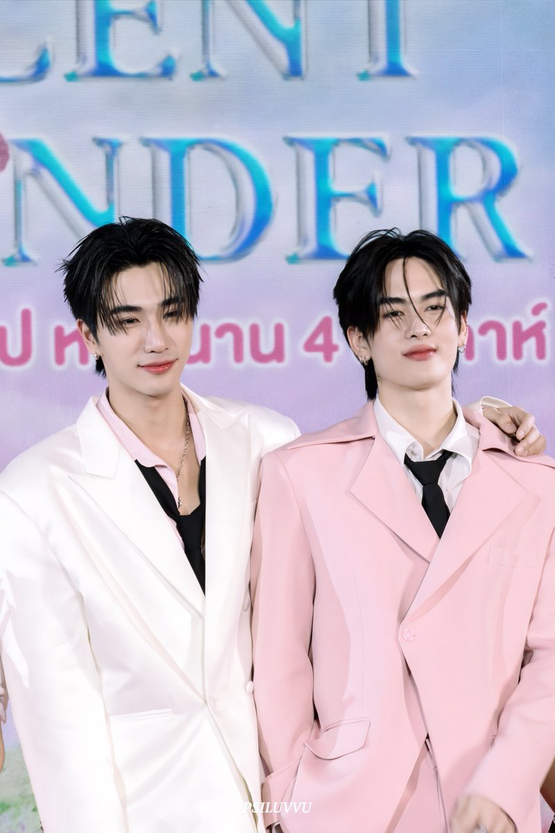 psiluvvu's tweet photo. โ��ตรน่ารัก โคตรจะสิ่งนั้น🩷🤍

PERTHSANTA OMO NIGHTKISS 

#OmoScentWonderxPerthSanta
#PerthSanta #เพิร์ธแซนต้า https://t.co/7xnOFADy5h