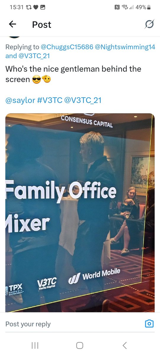 ChuggsC15686's tweet photo. @TimKotzman Was @saylor at this meeting in Mayfair Friday.  Is this him?

@V3TC_21 @jamesbowater @iamcryptobenz @WorldMobileTeam @TheDCW_X #vaultz #btctreasury #bitcoin https://t.co/zQXgHLMf4a