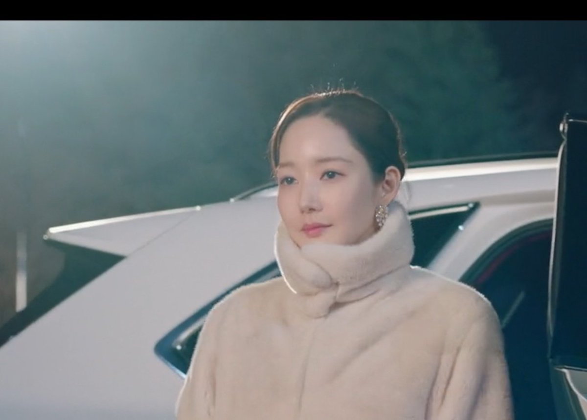 thugglife92's tweet image. Do you get deja vu???? 
#Healer bby u will always be missed!!! 

#ConfidenceQueen #parkminyoung