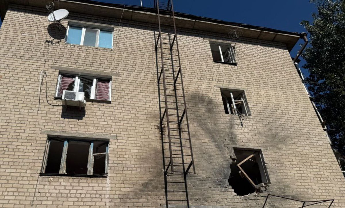 Nikopolgram's tweet image. Nearly 40 russian attacks hit Nikopol district today — drones &amp;amp; artillery struck homes, schools, shops, power lines. 5 injured, incl. a 13-yo boy.