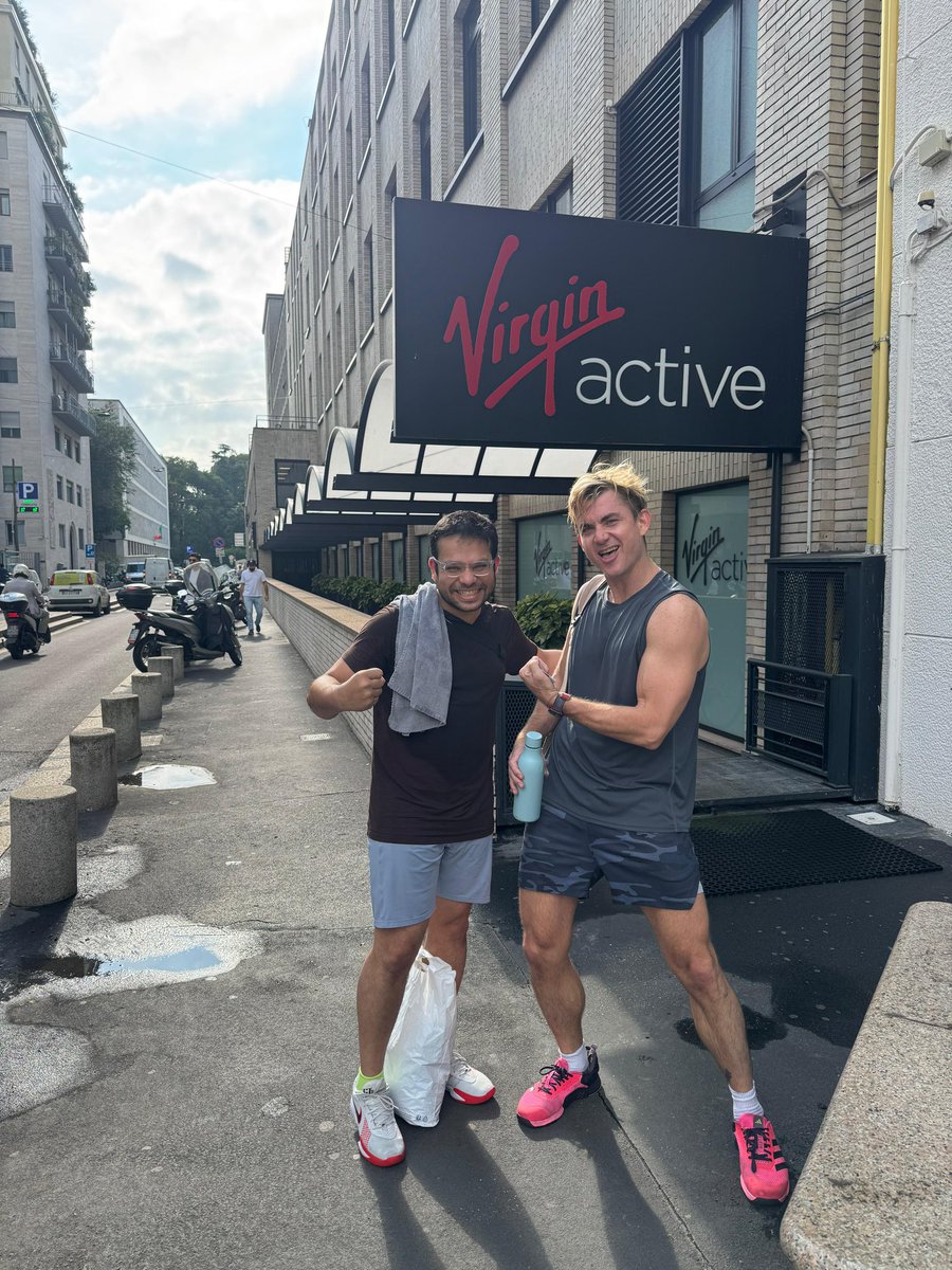 Did my first <a href="/Barrys/">Barry's</a> boot camp sesh donning my fav <a href="/GoAthlos/">Athlos</a> gear in Milan last week.

Barry’s is quite the vibe.