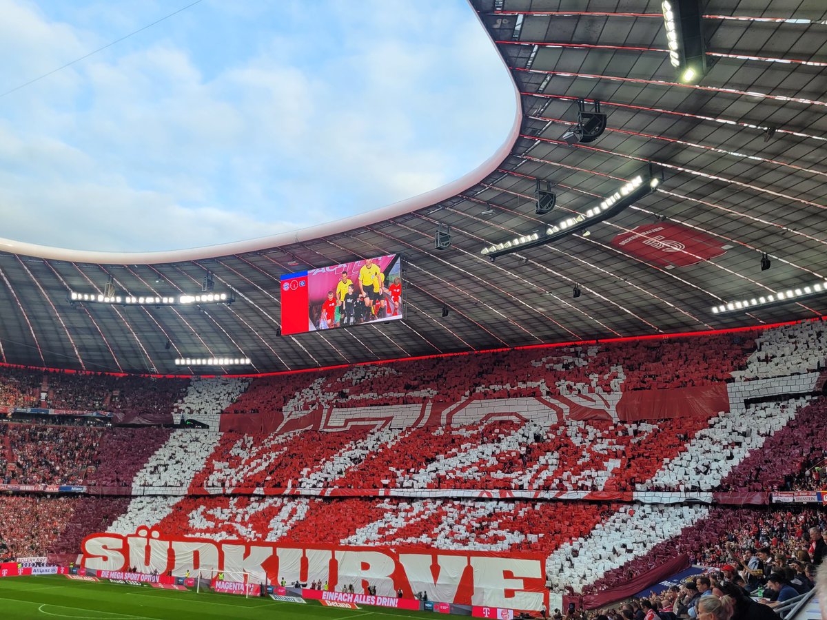 Nord-Süd-Choreo-Gipfel.
#FCBHSV