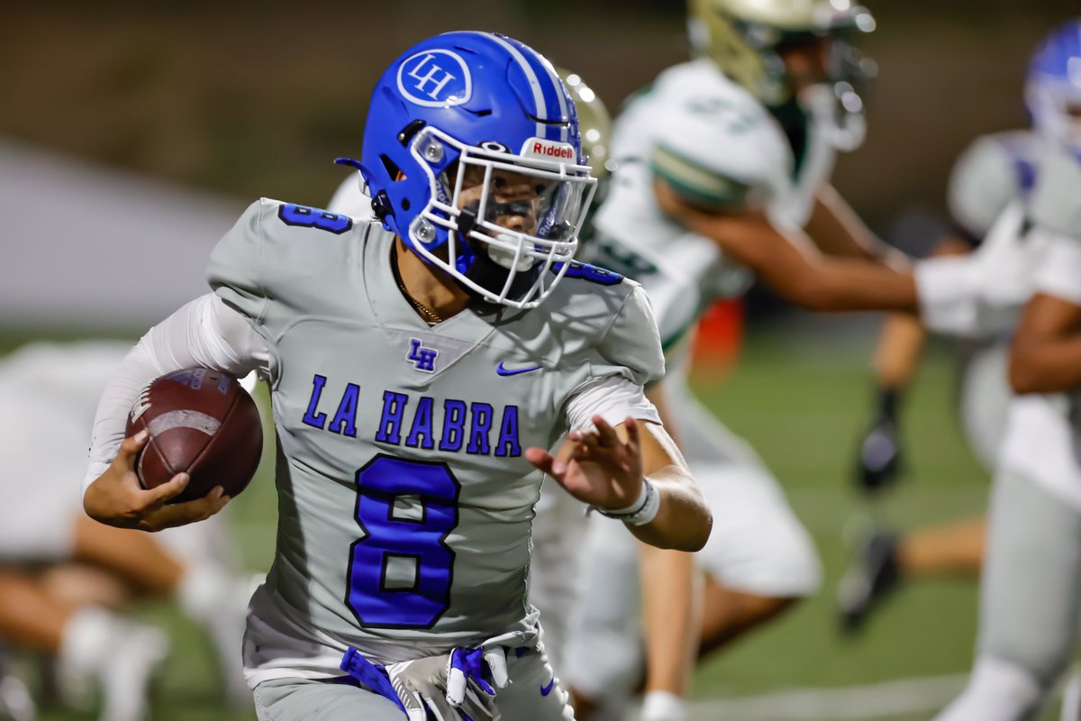 Edgar_Serrano8's tweet photo. Mira Costa @ La Habra (35-33)

For more pictures ---> https://t.co/RRV7hPJWAt

@LaHabraFootball @MiraCostaFB @ocvarsity @OCSportsZone https://t.co/sorWB46g1L