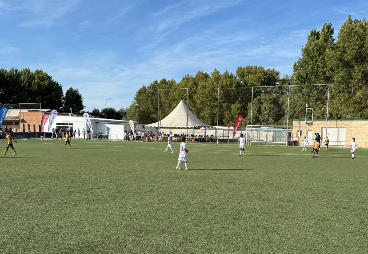 CultuAcademia's tweet photo. #CyDLBA #BCFCUP
🏟️ Instalaciones de Castañares (Burgos)
Semifinales Fase Oro
@RSZubieta_ 1 - Benjamín A 5 https://t.co/YM99Ttezoa