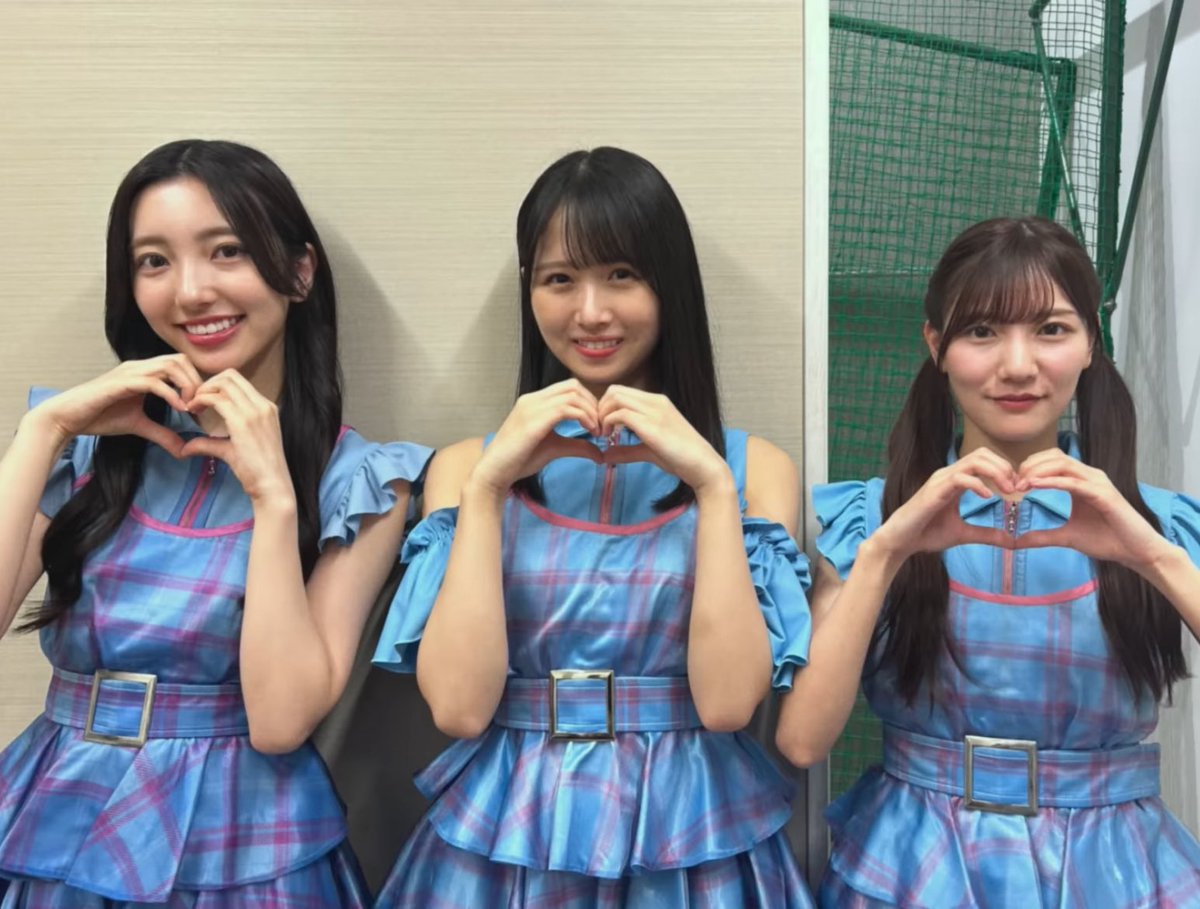 gTCHCUpllHcc8Pl's tweet photo. 陽菜ちゃんにとってもwistarは
大切な存在なのね💫
うれしい✨✨
平尾先生の秘密のノートには
陽菜ちゃん卒業後に追加メンバーの
シナリオがあるのかな…
#河田陽菜
#上村ひなの
#小西夏菜実
#平尾帆夏
#wistar
#日向坂46_言葉の限界 https://t.co/aaGIH1VOWa
