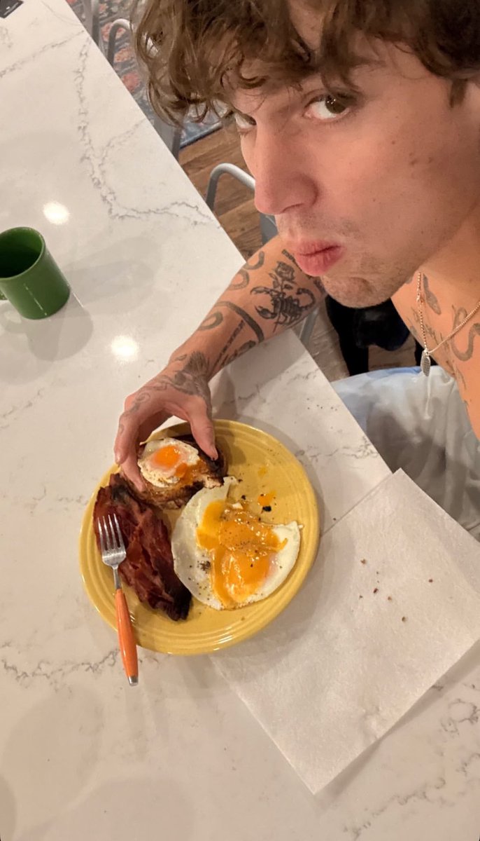 VinnieHackerIT's tweet image. September 13 📸 Vinnie via Instagram Stories!