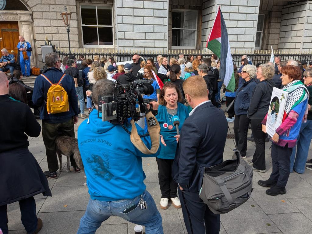 Talking to <a href="/rtenews/">RTÉ News</a> about healthcare workers in Palestine, who are the best of us! Doctors without anesthesia, pharmacists without medicines, dieticians without food, nurses without bandages -  &amp; still looking after their own families <a href="/IrishhcwforPal/">irish_hcworkers_for_palestine</a> <a href="/IrishPharm4Pal/">Irish Pharmacists For Palestine</a>