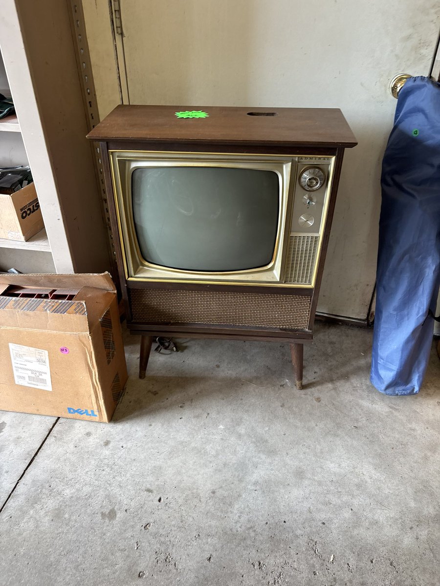 look at this beautiful girl