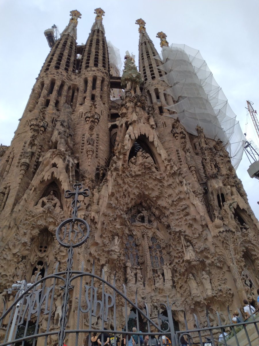 Fachada del Nacimiento