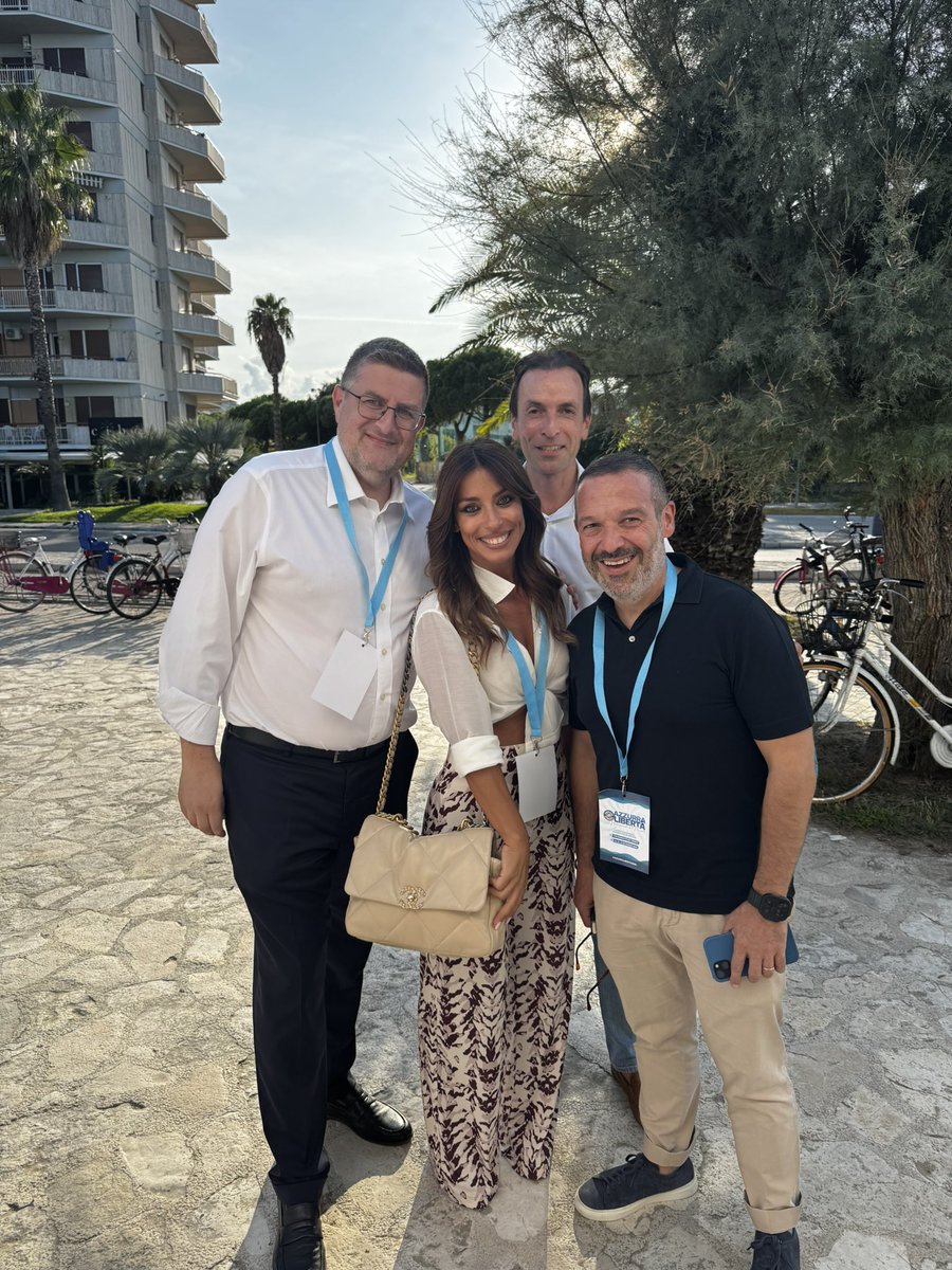 Oggi a San Benedetto del Tronto ho partecipato ad “Azzurra Libertà”: non solo una festa, ma il respiro giovane del partito. Politica che ascolta, propone, difende i diritti e sogna un futuro migliore. 💙🇮🇹 <a href="/forza_italia/">Forza Italia</a>