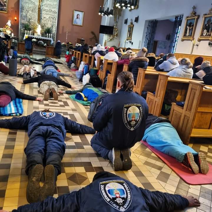 Przestrzeń powietrzna jest już  zabezpieczona. PiS wysłał swoje patrioty.