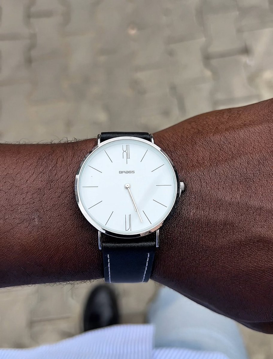 BragsNg's tweet photo. Accessory check: What’s on your wrist today?
#brags #fashionforward https://t.co/cclqSTw5CU