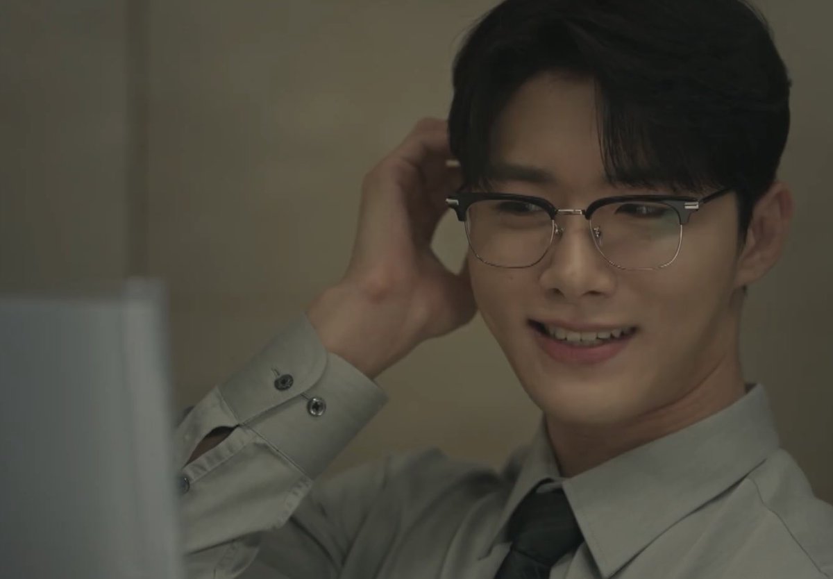 seo jihoon pics tweet media
