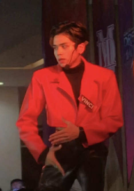 ayenrgn's tweet photo. ano ba yan vinci nagsscroll lang ako sa photos ko bigla na naman kita namiss 🥹 https://t.co/7Oi2QvSkXH