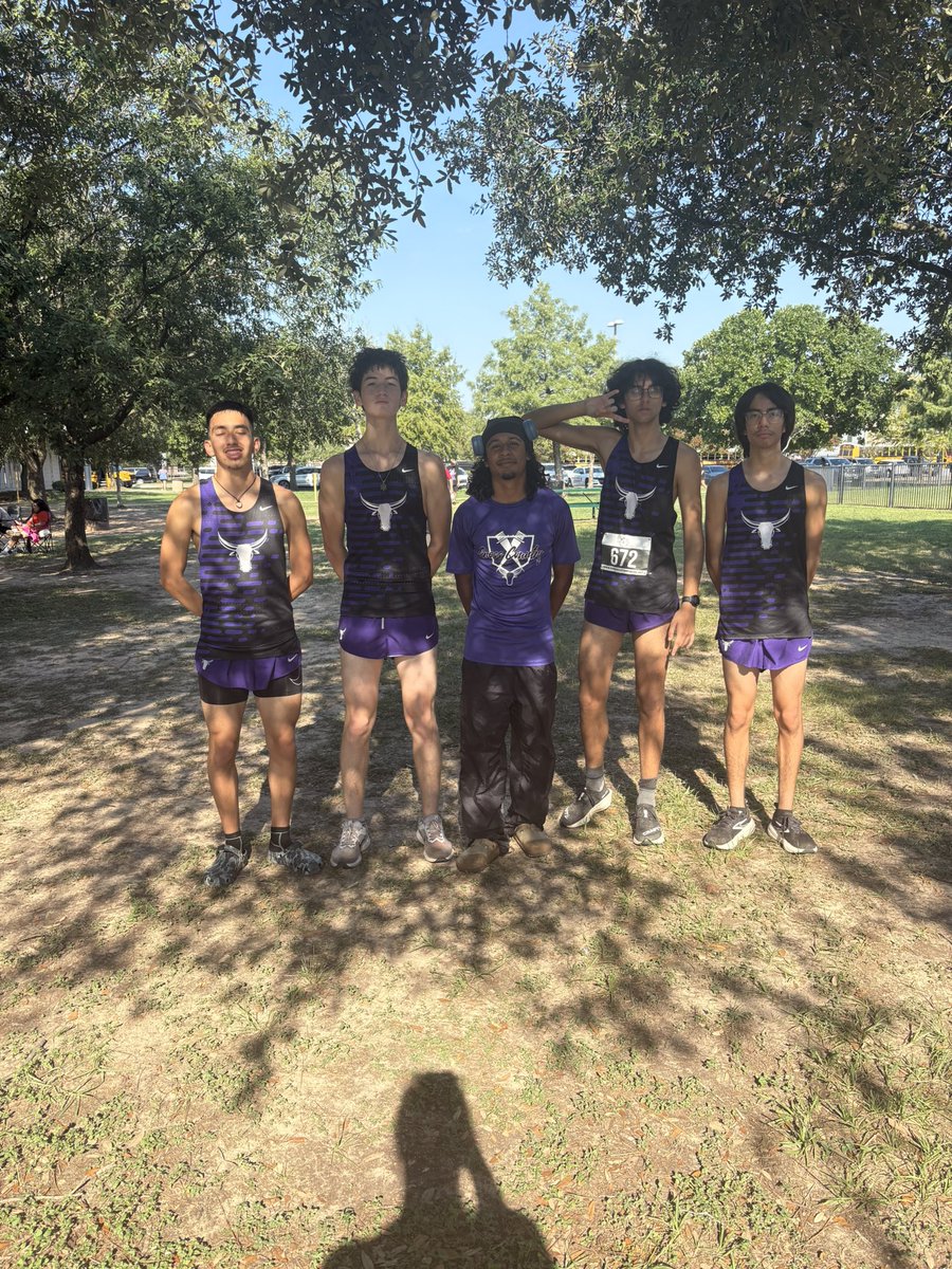 mrhs_xc's tweet photo. We competed at SBISD invite today. Had a lot of PRs and improvements. Our mavs of the meet were Alessandro Neira, Noah Mendiola, and Kimberly Garcia. Great job Mavs! 👏💜 #FastMavs #teammav #ilovemortonranch https://t.co/gkba6niqnA