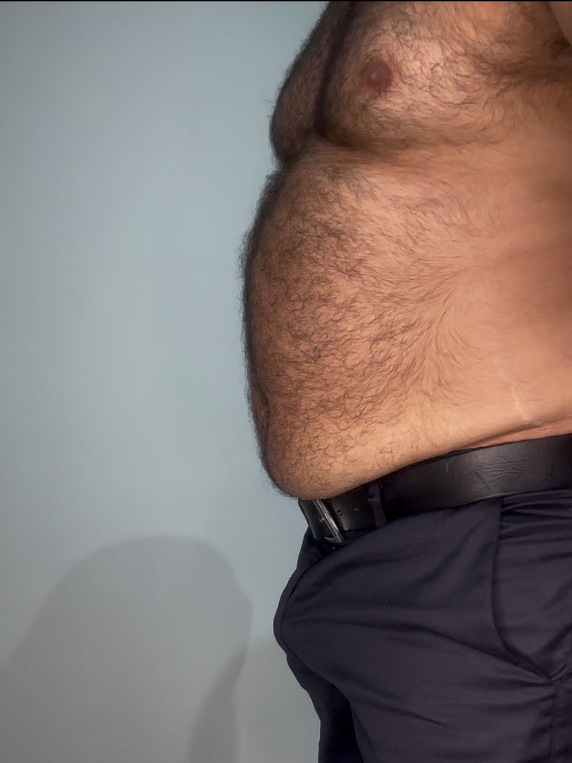 bear_bussines's tweet photo. Veja mais em, See more at, Mira más en:
https://t.co/GvoMQFj4Ye

Urso macho exibicionista, conteúdo caseiro, fetiche em terno, gravata e sapatos.
Exhibitionist bear man, homemade content, fetish with suit, tie, and shoes.
Oso macho exhibicionista, contenido casero. https://t.co/Y7STkKaQgp