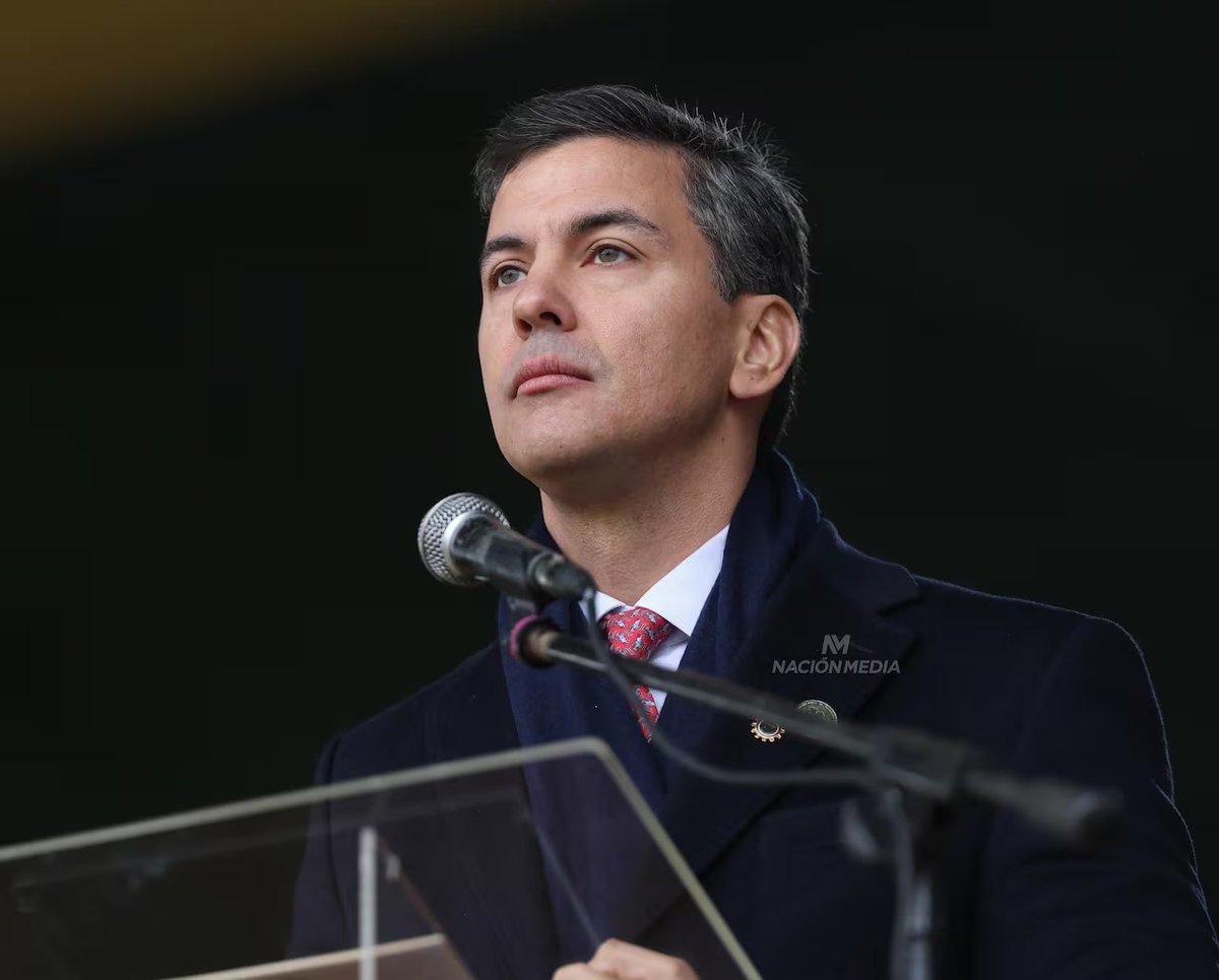 ▶️PARAGUAY ESTÁ EN PELIGRO DE "NEPALIZACIÓN", DIJO DIPUTADO | ​​🔥

Si el Gobierno de Peña protege a legisladores corruptos, podría darse un estallido en nuestro país como el de Nepal, advirtió el diputado Roberto González.😱

🗣️"Parece muy lejano este hecho, pero seguimos