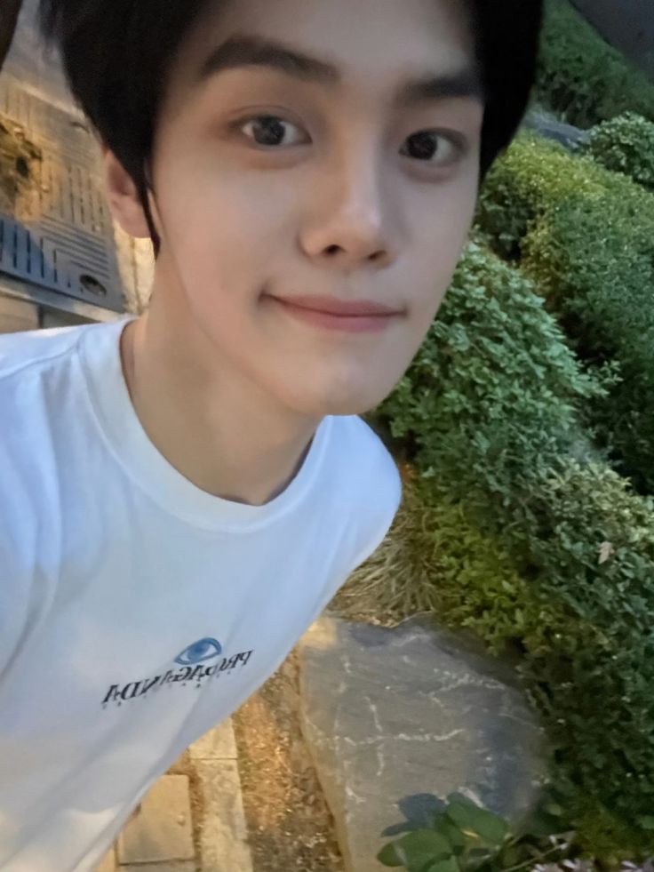 kimphampics's tweet image. my cutie patootie ლ(╹◡╹ლ)