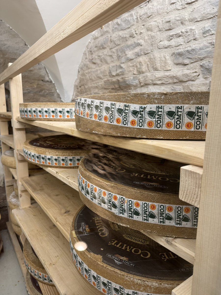 Fruitière 1900 (Thoiria 39130), dernière fruitière à Comté à l’ancienne. Un merveilleux produit 😋😋😋👏