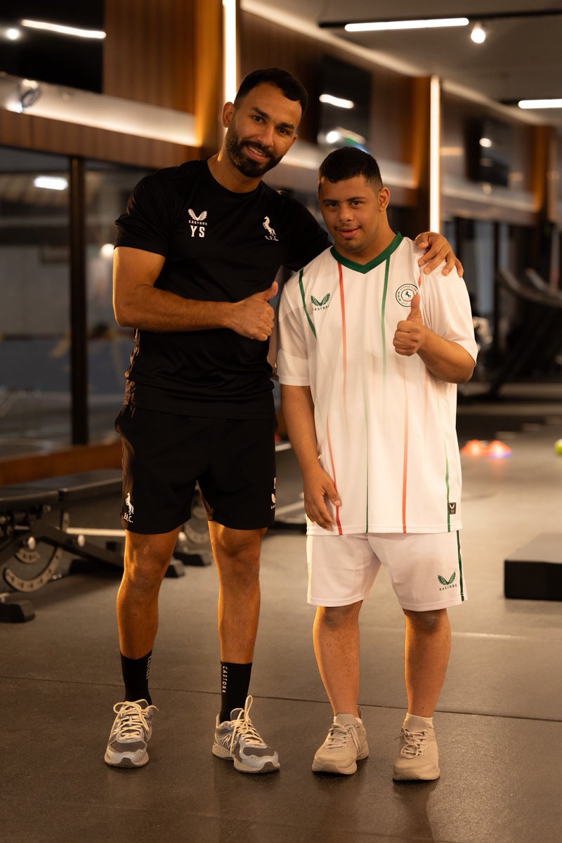 Ettifaq's tweet photo. كلنا فريق واحد... وكلنا قلب واحد🤝

#الاتفاق_صديق_ذوي_الاعاقة💚❤️ https://t.co/aAXBm5AFtL